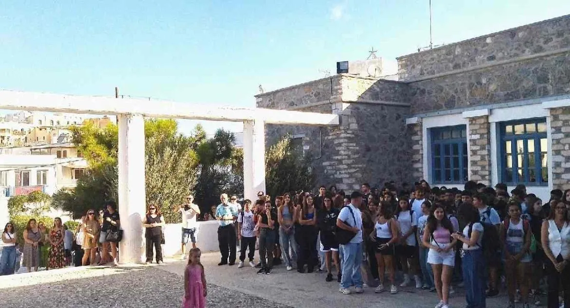 Naxos.GL-1-1200×650